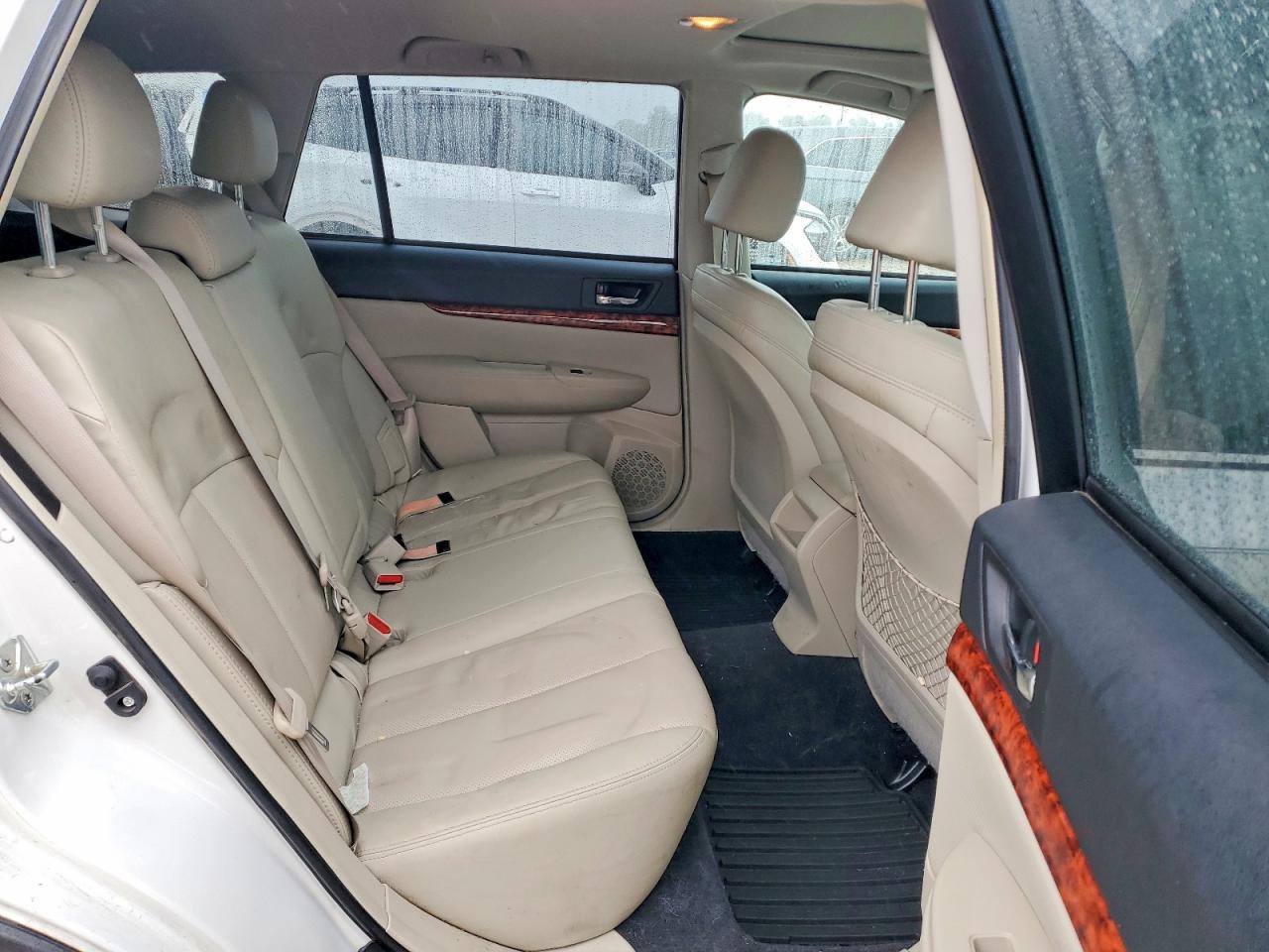 Subaru Outback 3.6r Limited