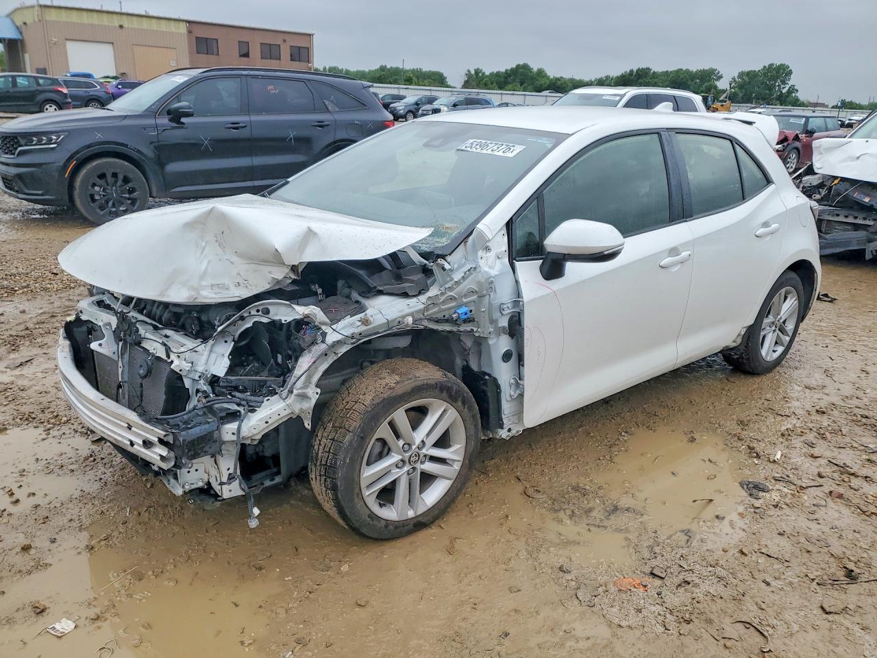 Salvage Toyota Corolla Image