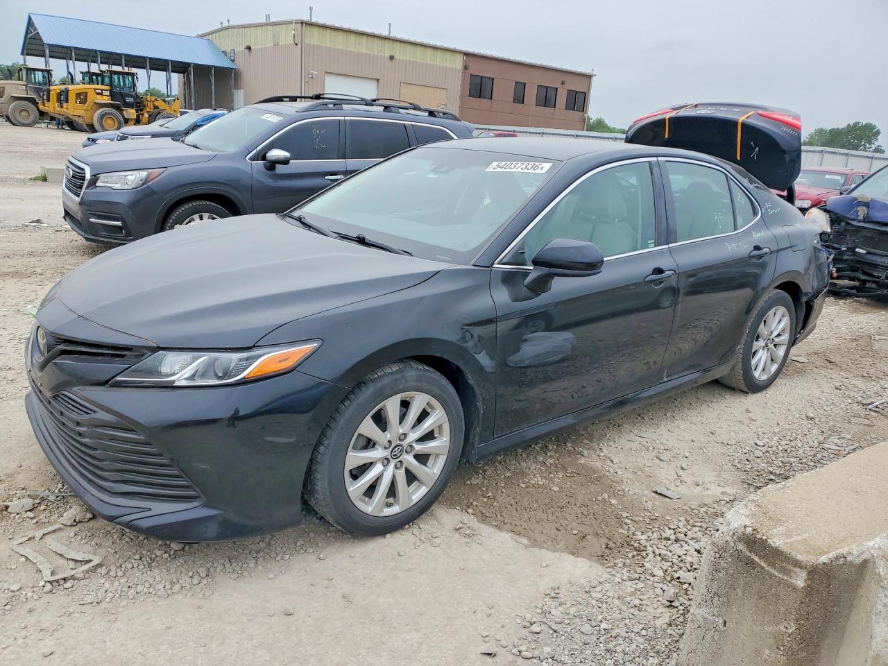 Salvage Toyota Camry Image