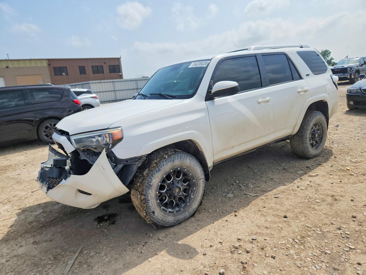 Salvage Toyota 4Runner Image
