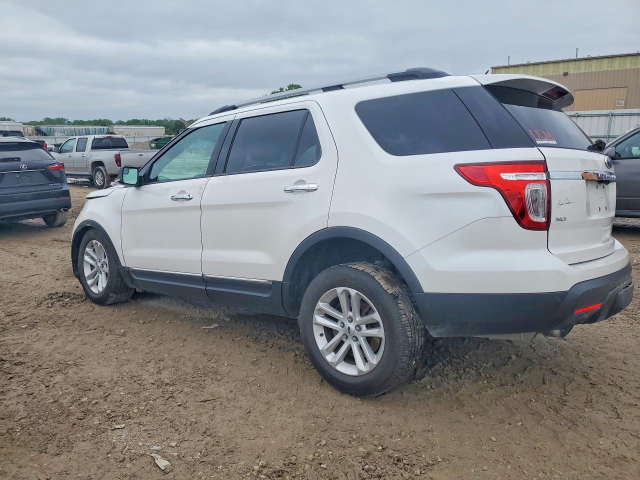 Ford Explorer Xlt