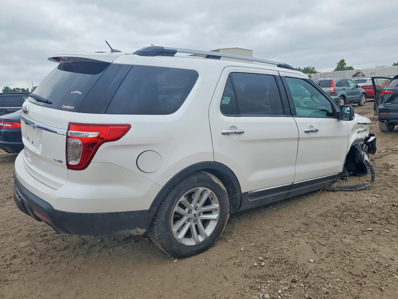 Ford Explorer Xlt
