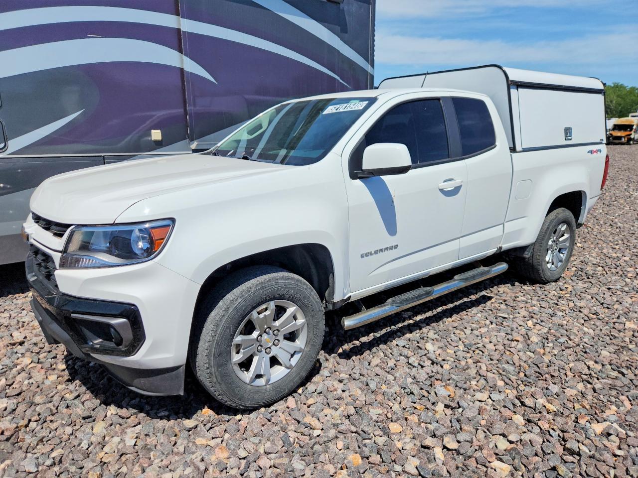 Salvage Chevrolet Colorado Image