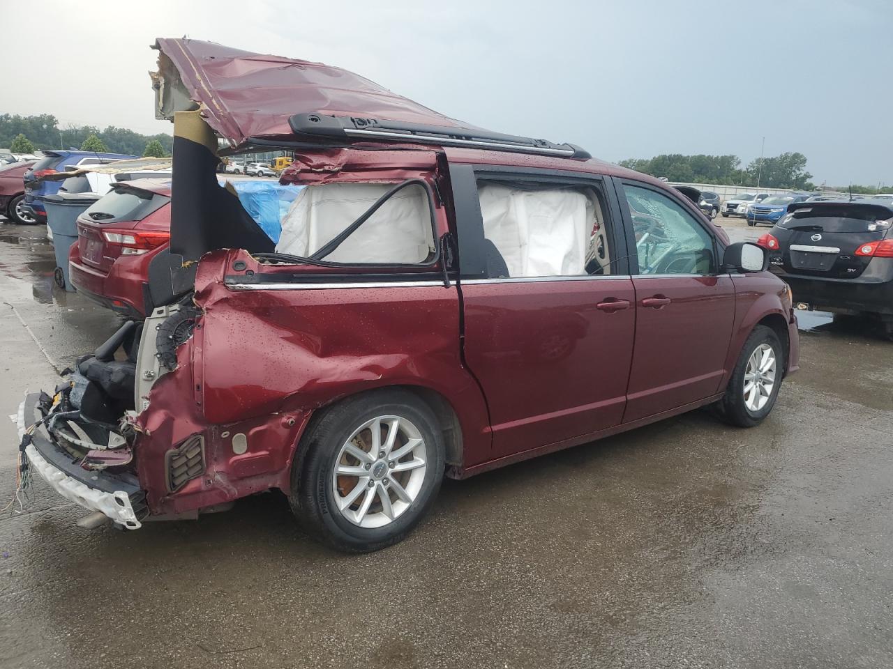 Dodge Caravan
