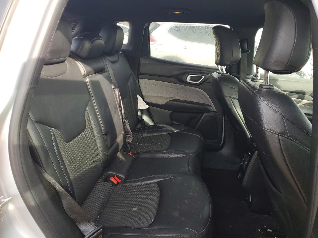 Jeep Compass Latitude