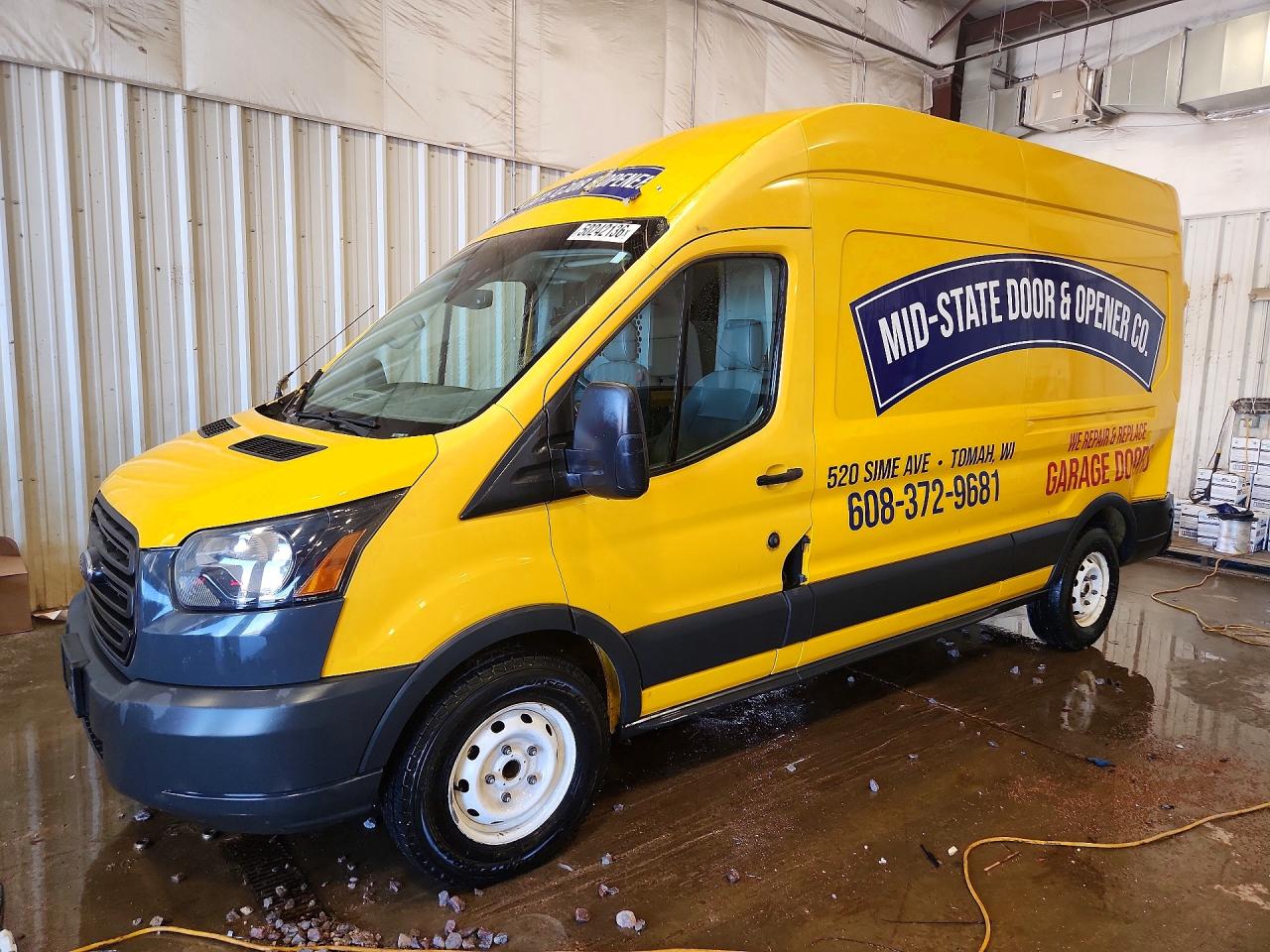 Salvage Ford Transit Image