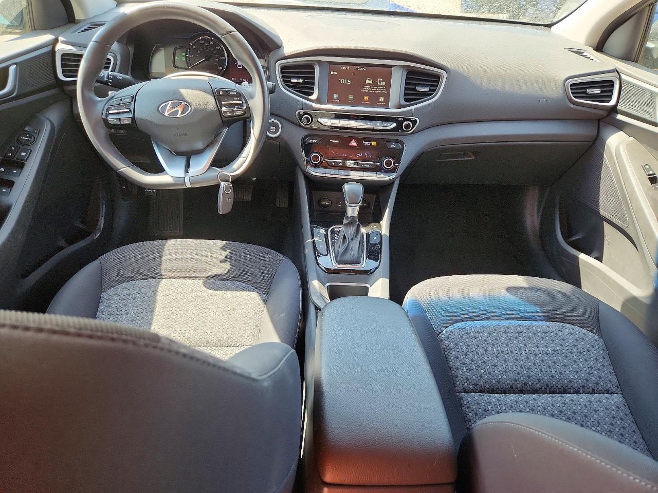 Hyundai Ioniq Base