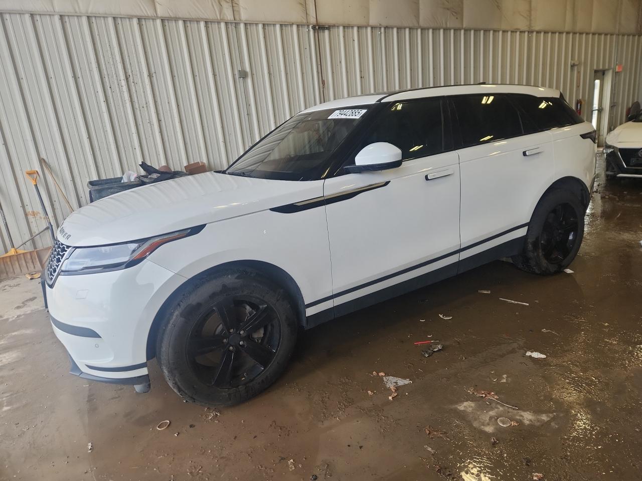 Salvage Land Rover Range Rover Image