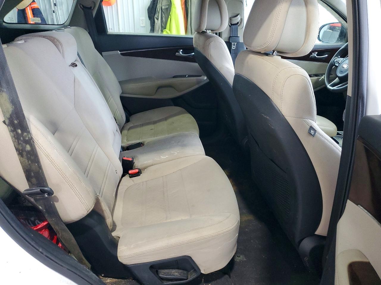 Kia Sorento Lx V6