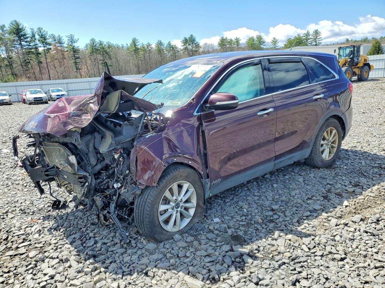 Salvage Kia Sorento Image
