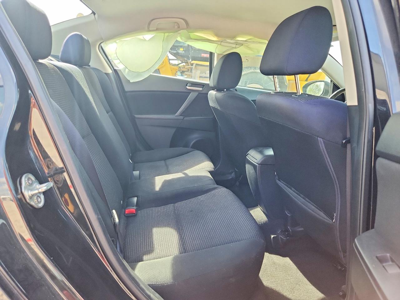 Mazda 3 I