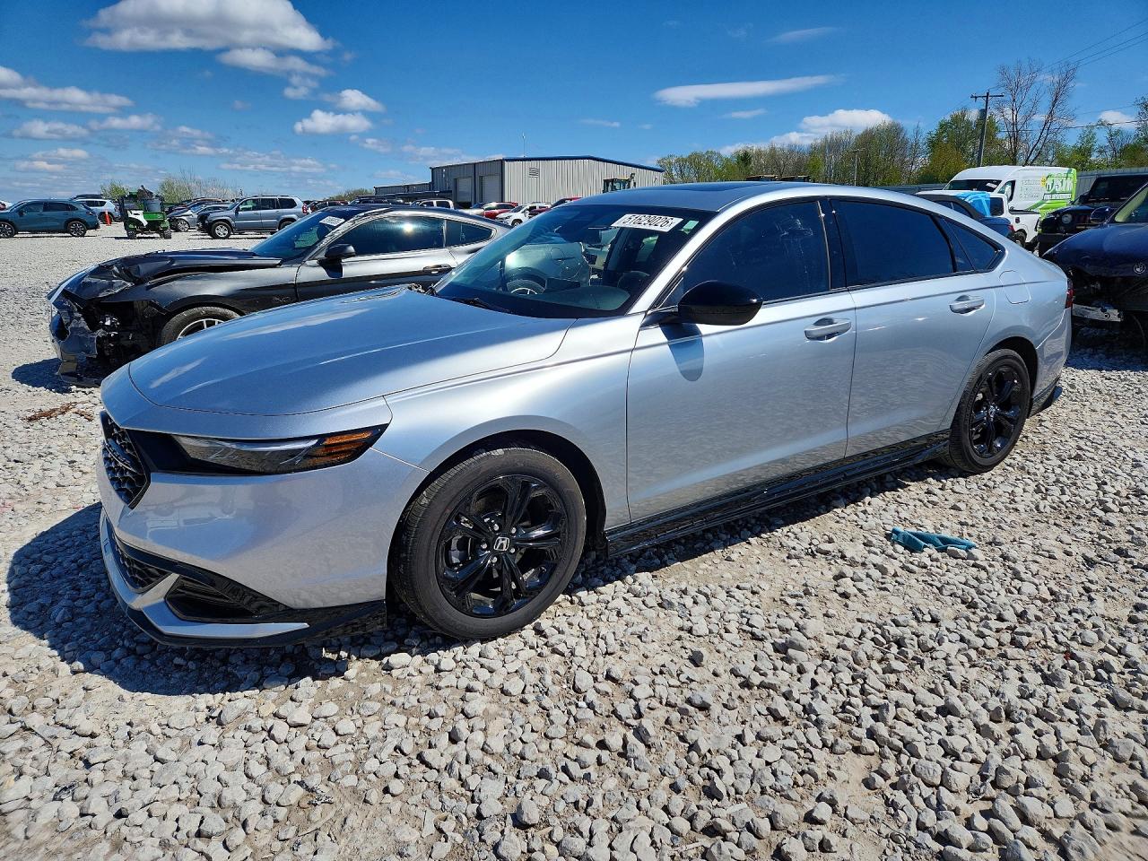 Salvage Honda Accord Image