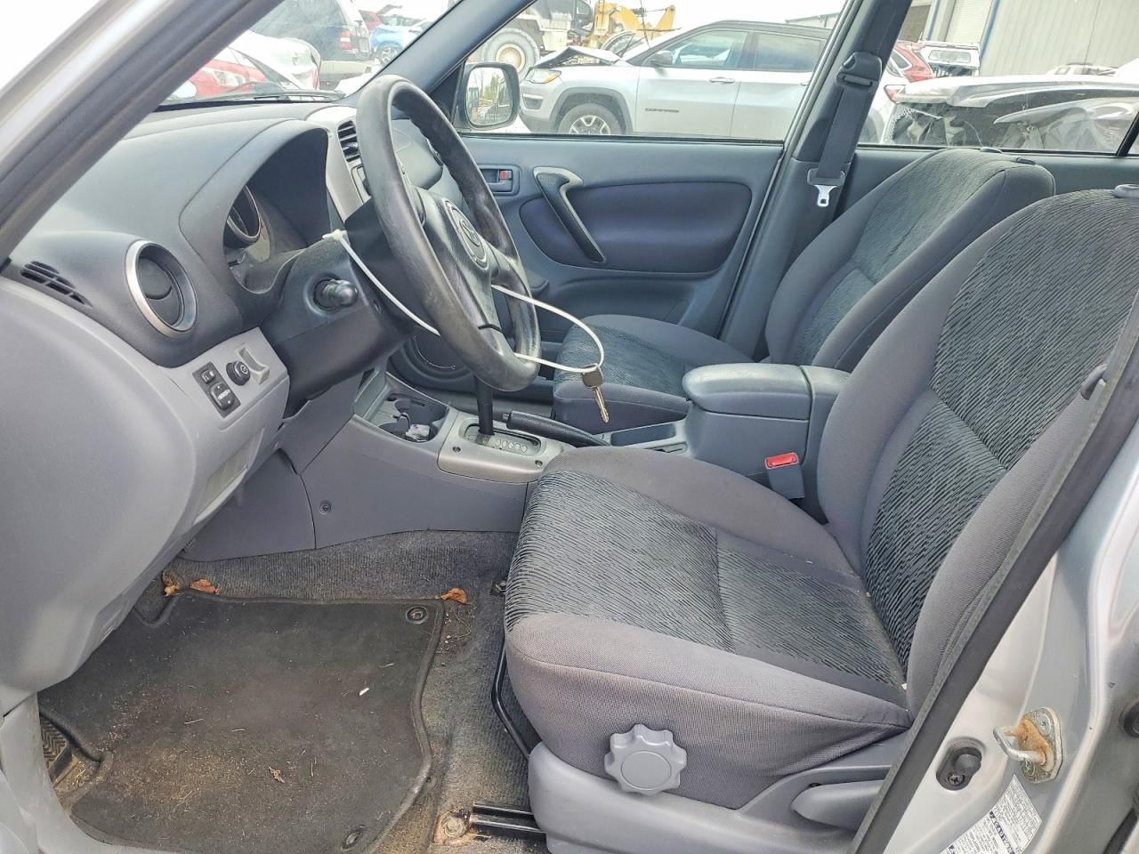 Toyota RAV4 Base