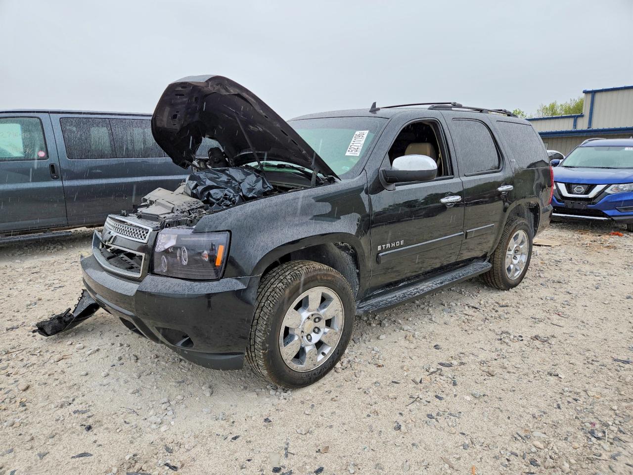 Salvage Chevrolet Tahoe Image