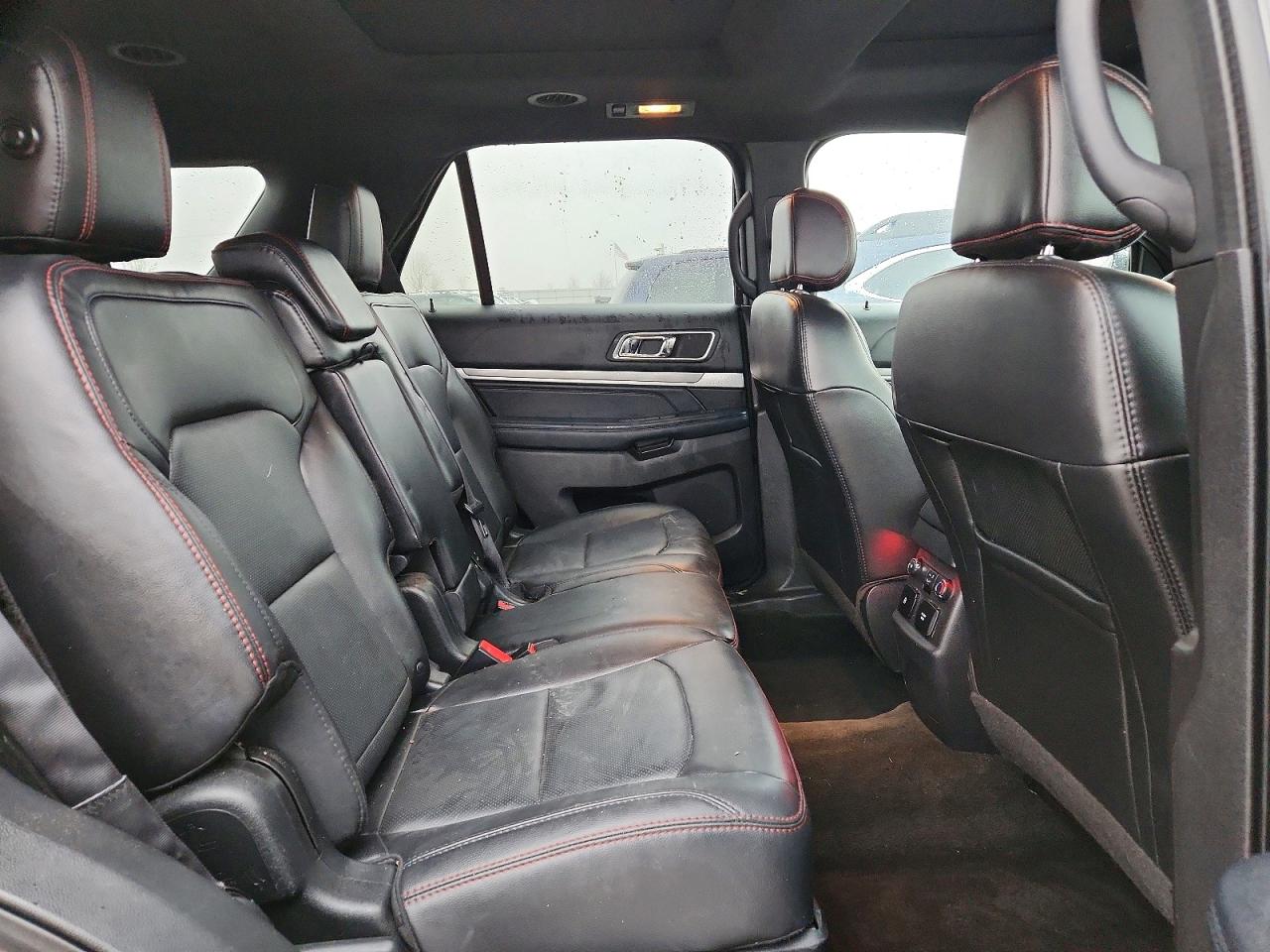 Ford Explorer Sport