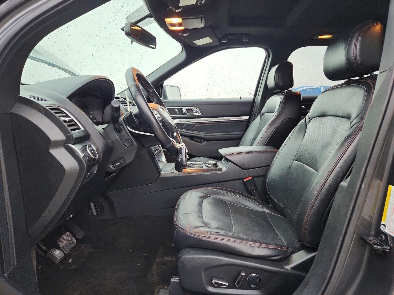 Ford Explorer Sport