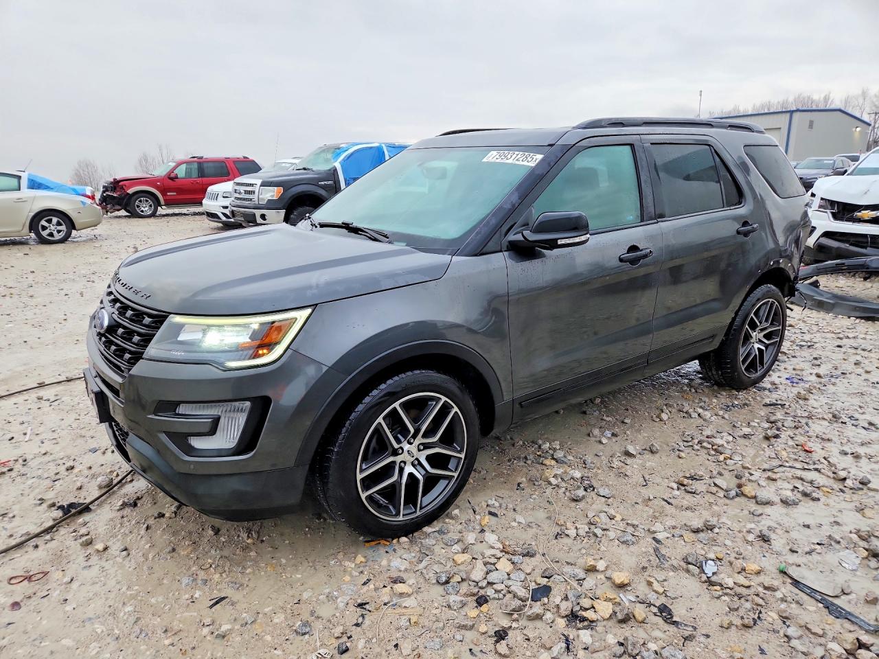Salvage Ford Explorer Image