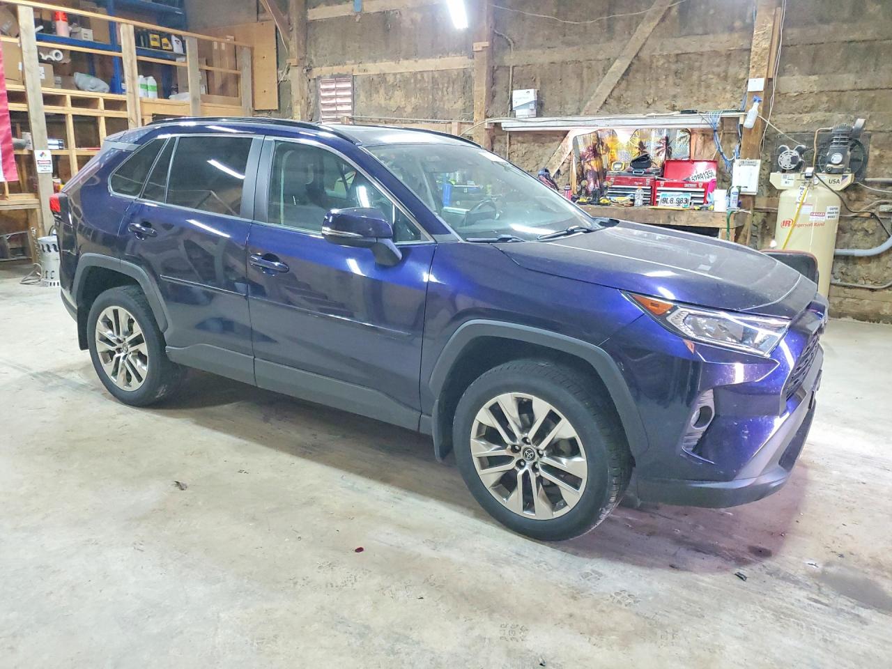 Toyota RAV4 Xle Premium