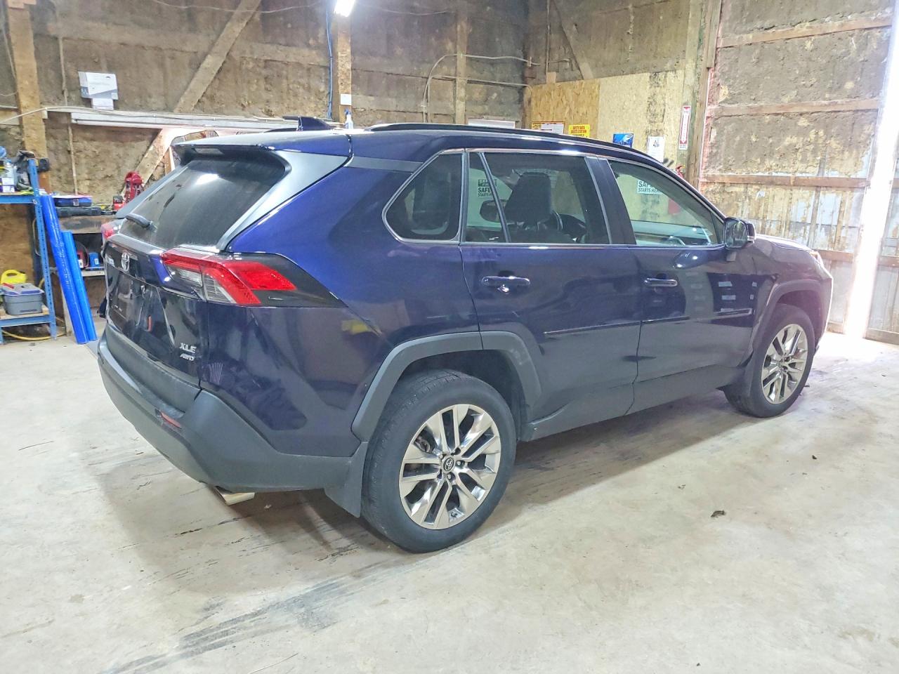 Toyota RAV4 Xle Premium