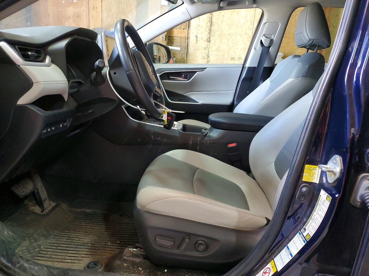 Toyota RAV4 Xle Premium