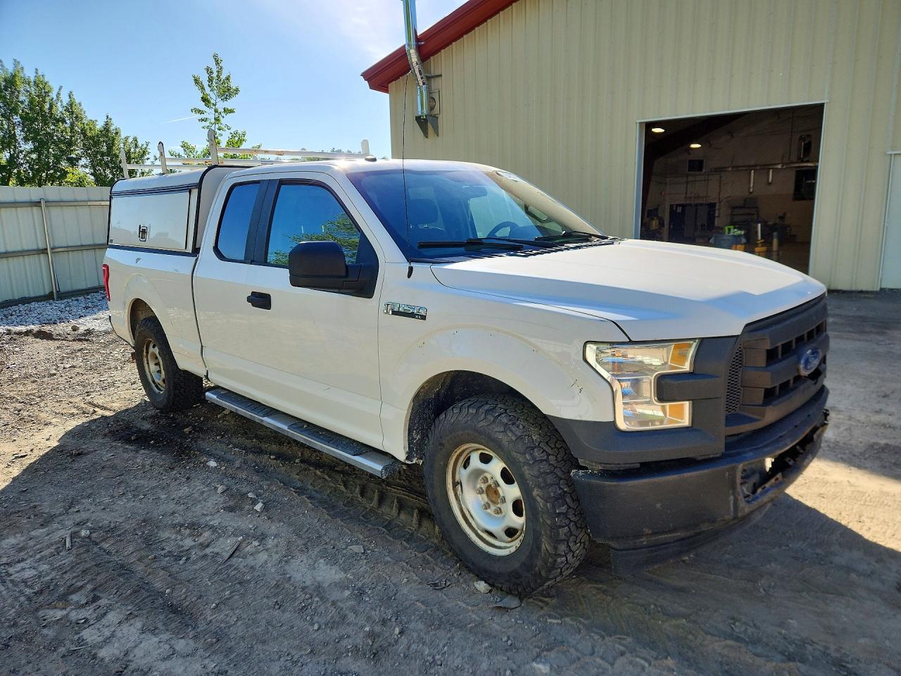 Ford F-150 Super Cab