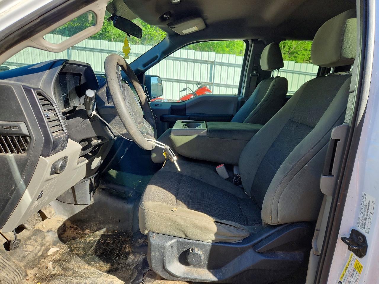 Ford F-150 Super Cab