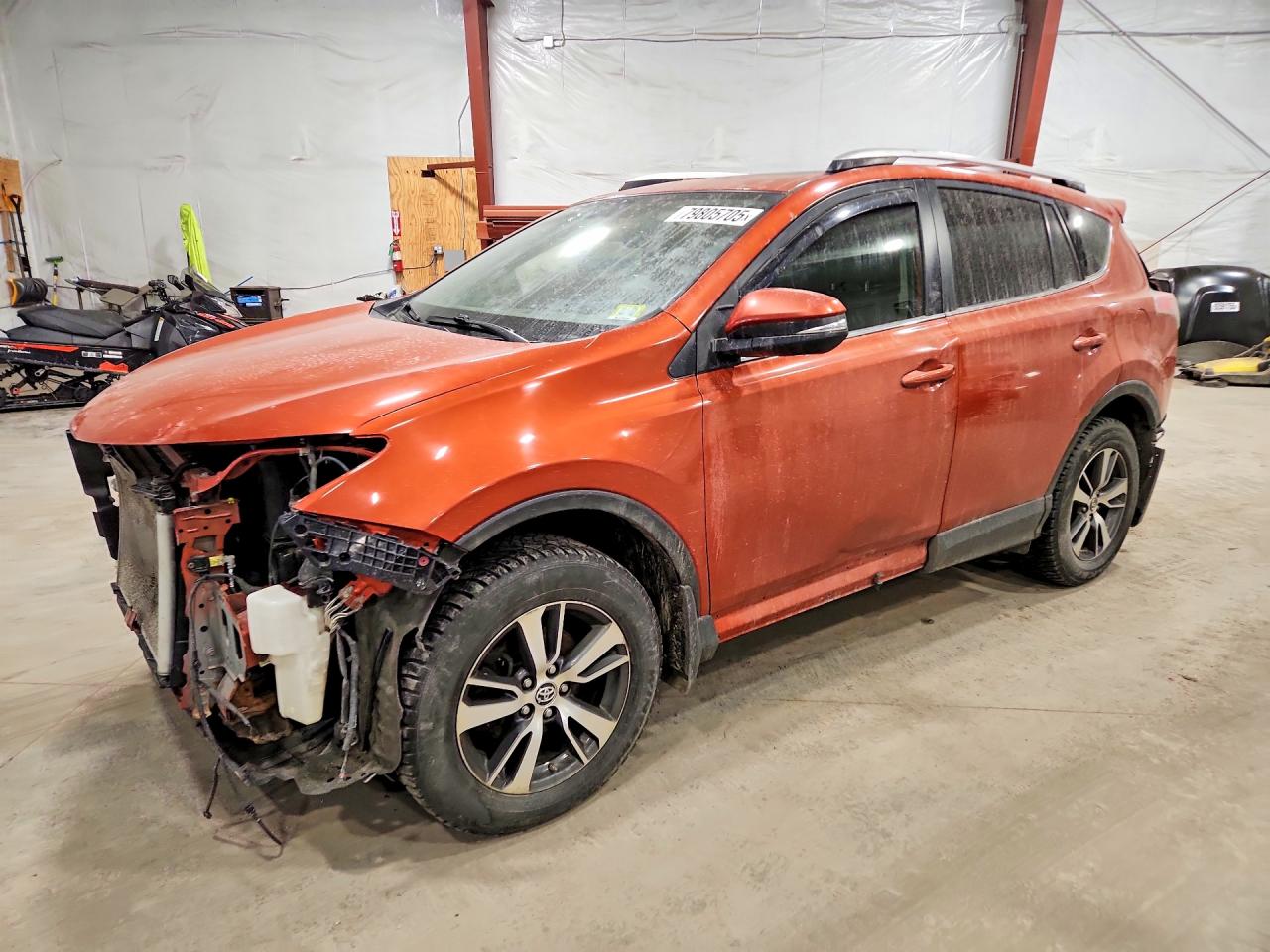 Salvage Toyota RAV4 Image