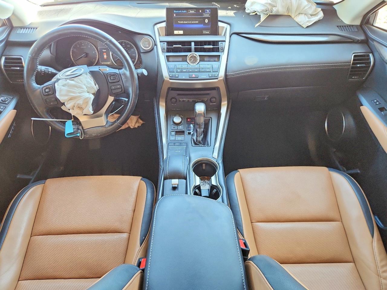 Lexus NX Base