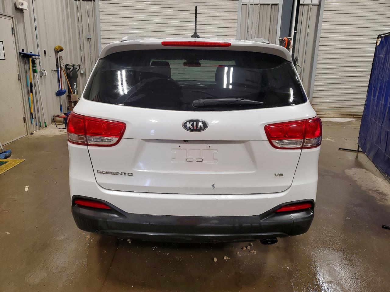 Kia Sorento Lx V6