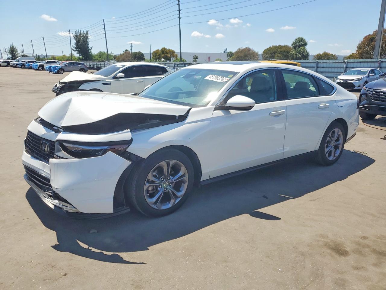 Salvage Honda Accord Image