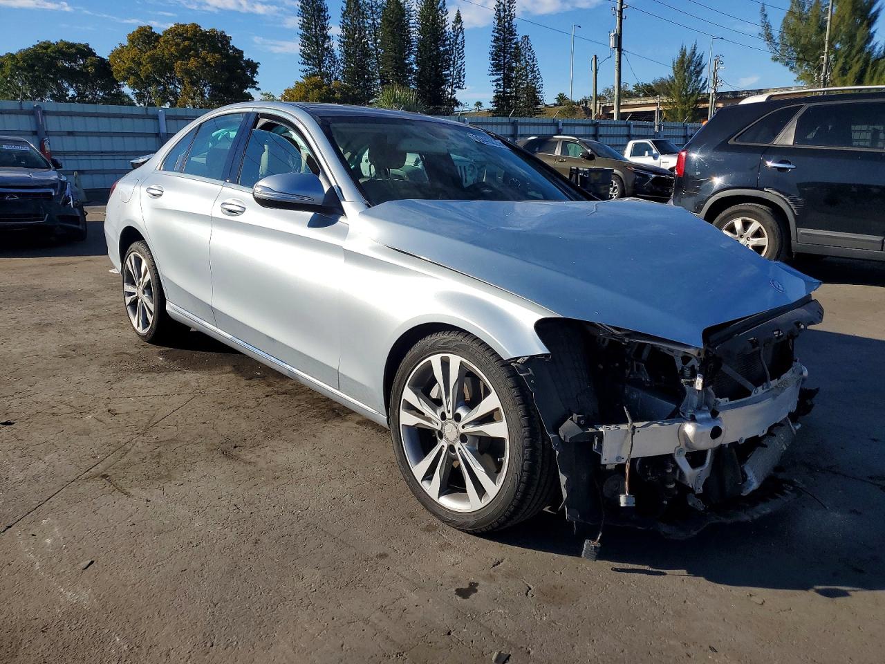 Mercedes-Benz C-Class 300