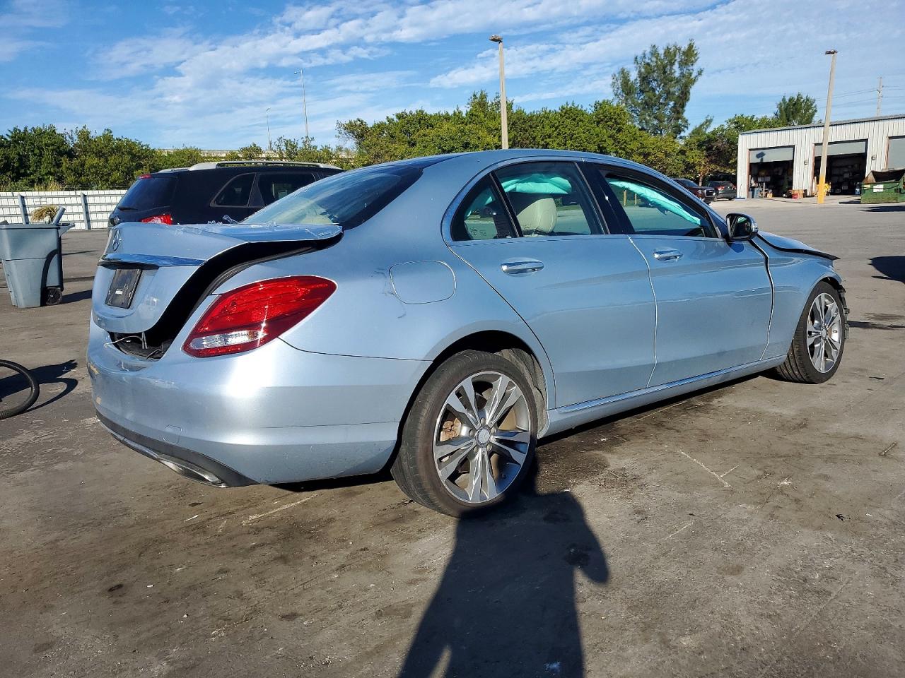 Mercedes-Benz C-Class 300