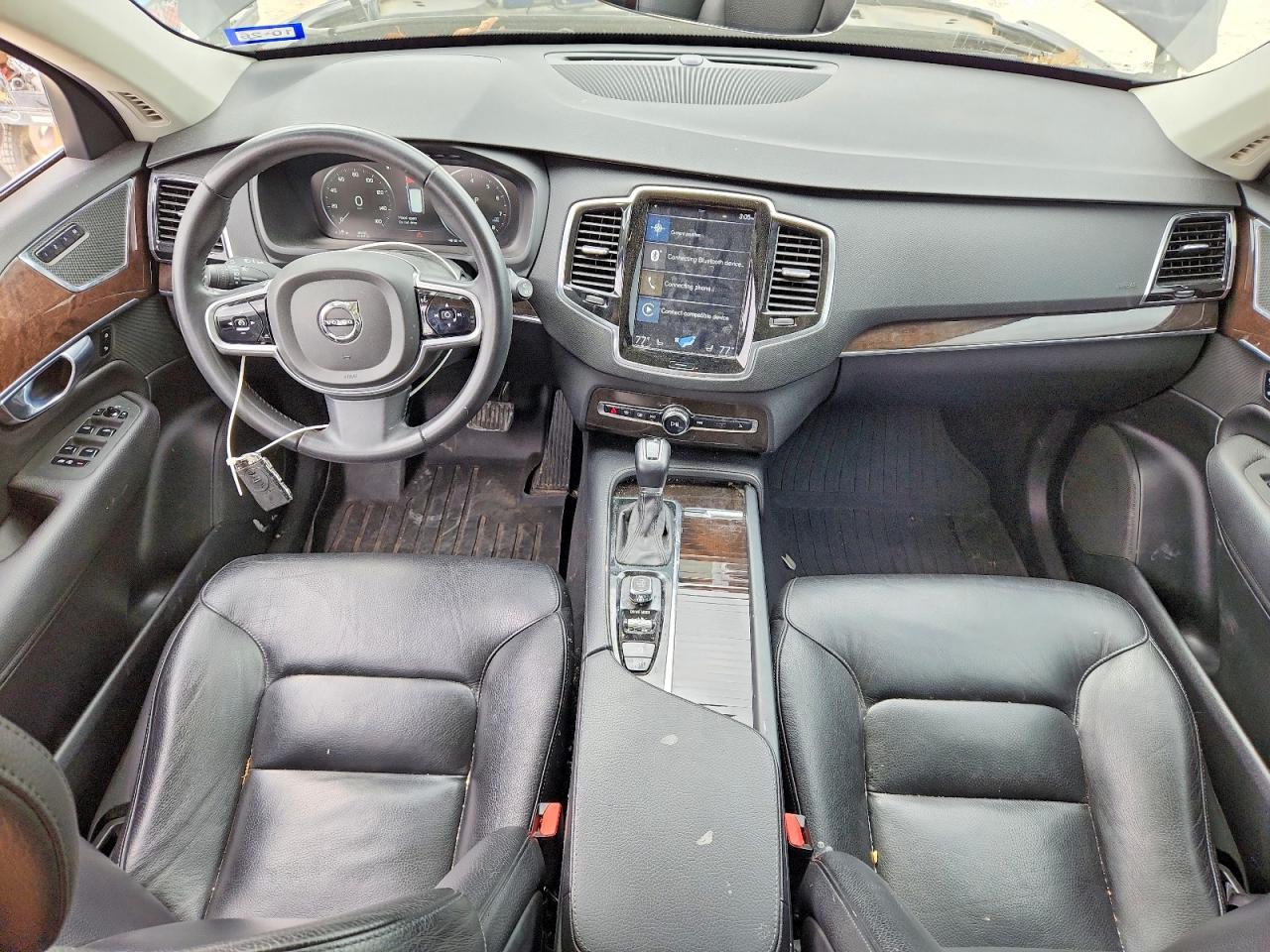 Volvo XC90 T6