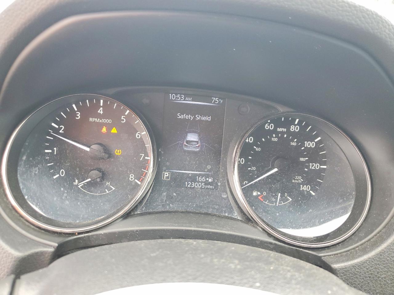 Nissan Rogue S