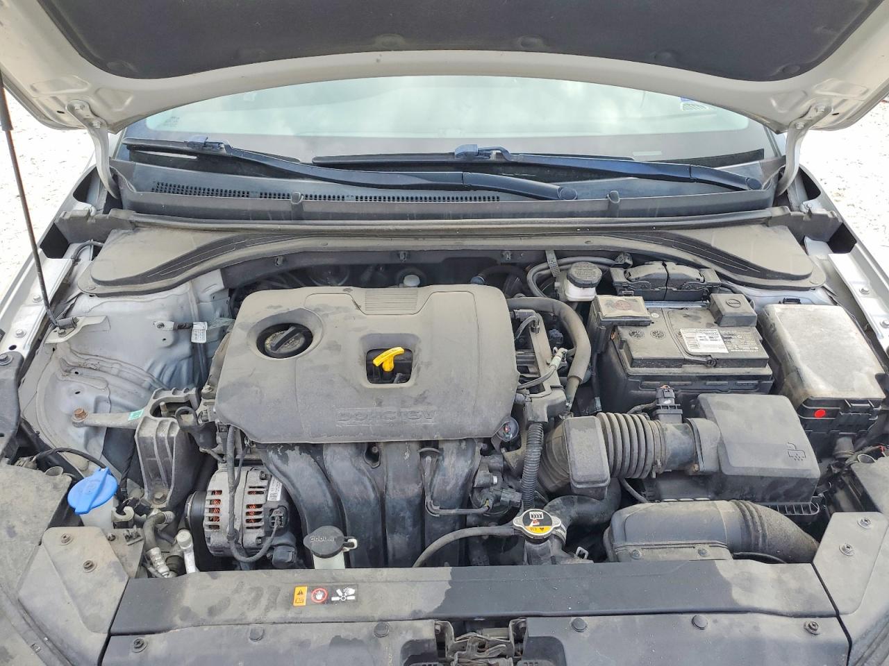 Hyundai ELANTRA Sel