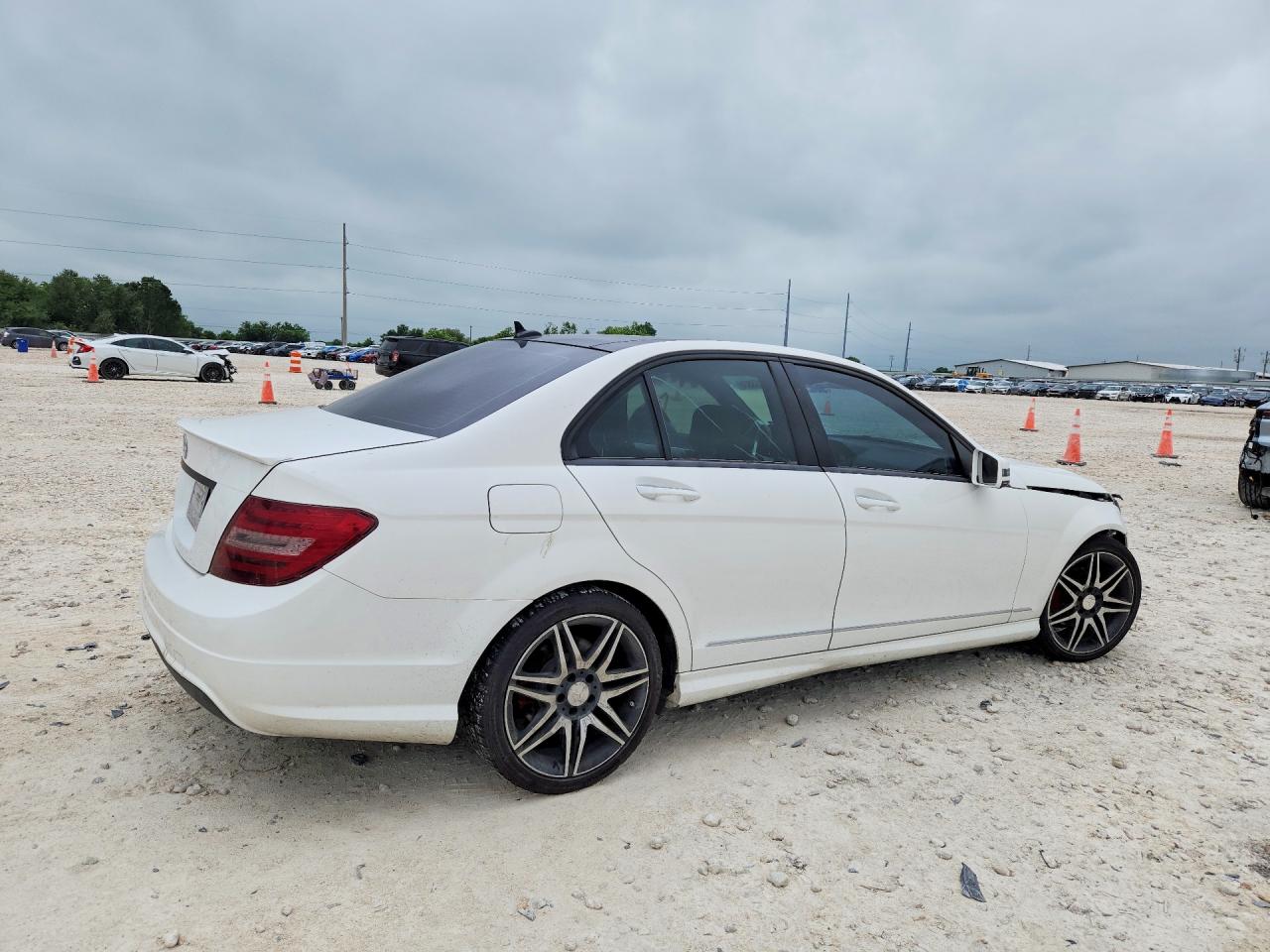 Mercedes-Benz C-Class 250