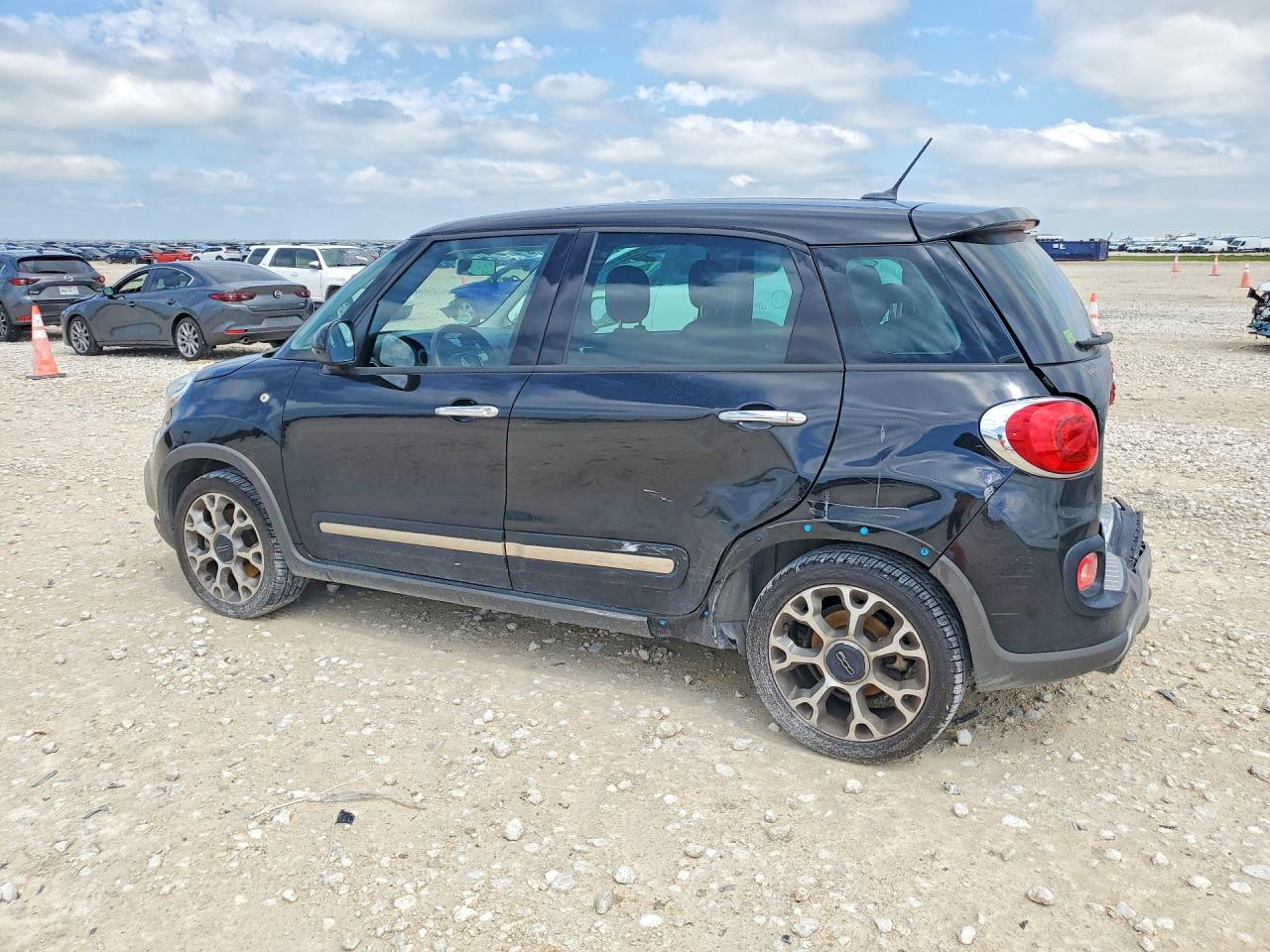 FIAT 500 Trekking