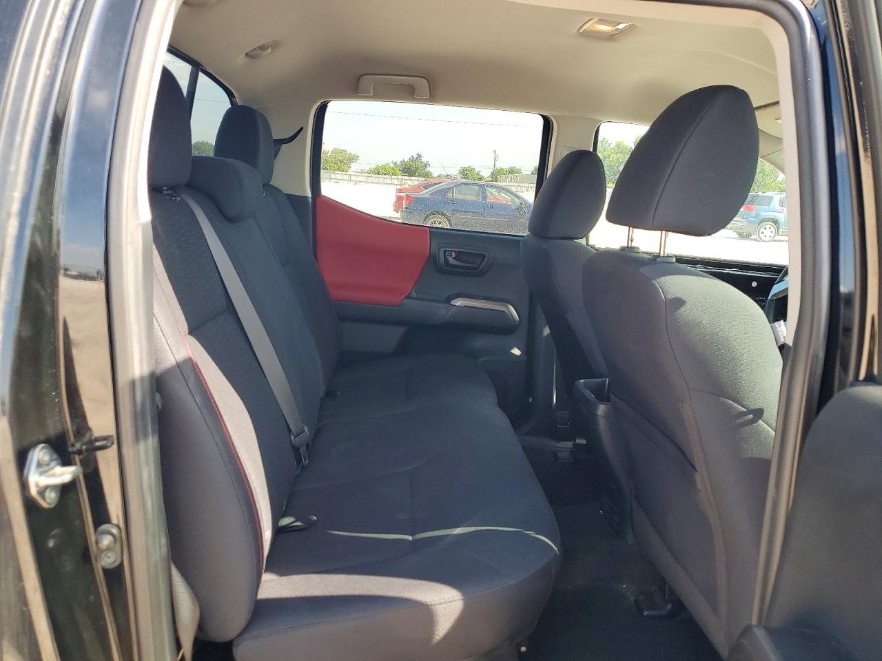 Toyota Tacoma Sr5 V6