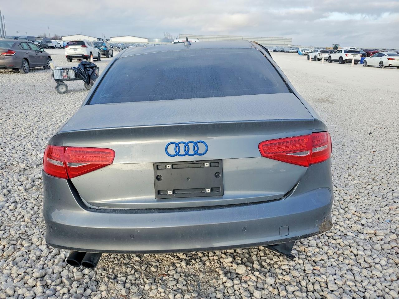 Audi A4 Premium S-line