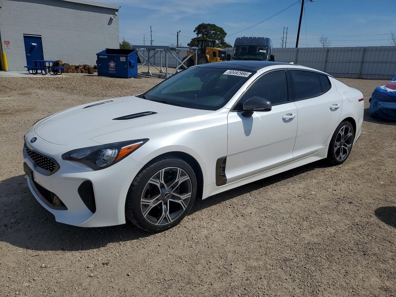 Salvage Kia Stinger Image