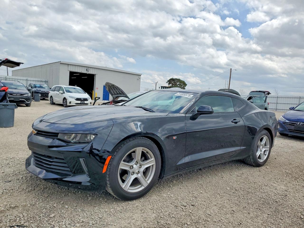 Salvage Chevrolet Camaro Image