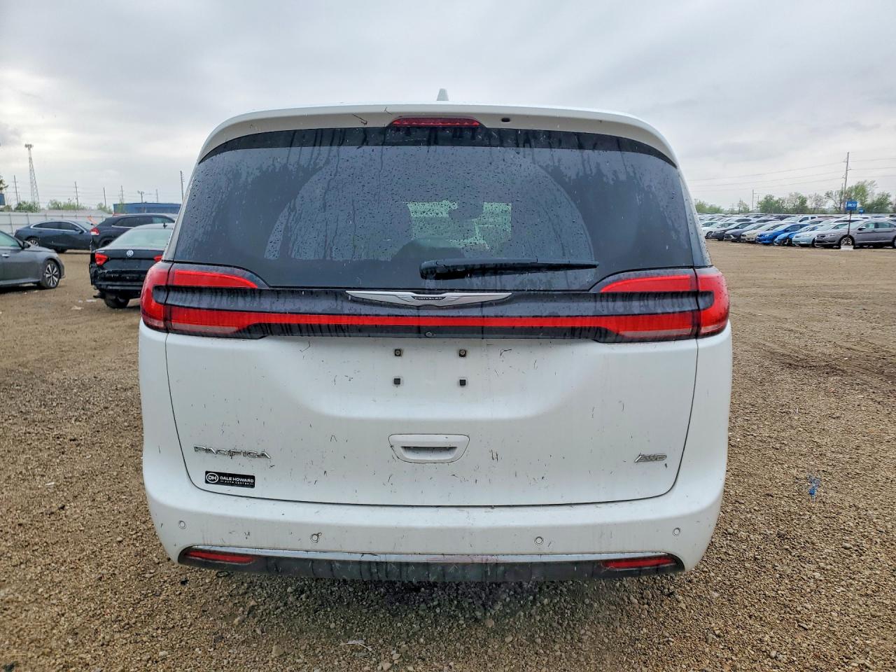 Chrysler Pacifica Touring L