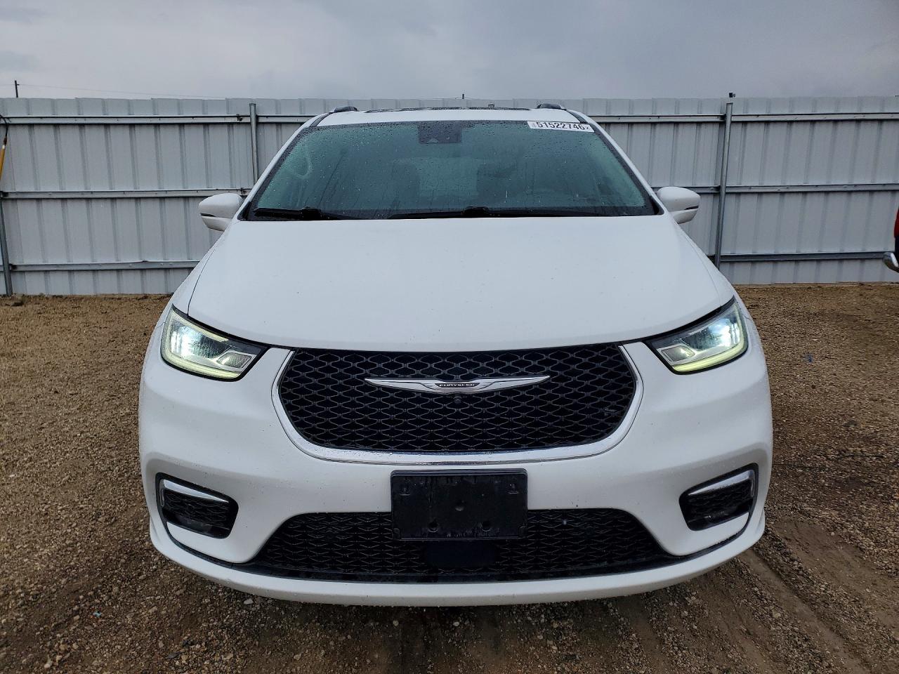 Chrysler Pacifica Touring L