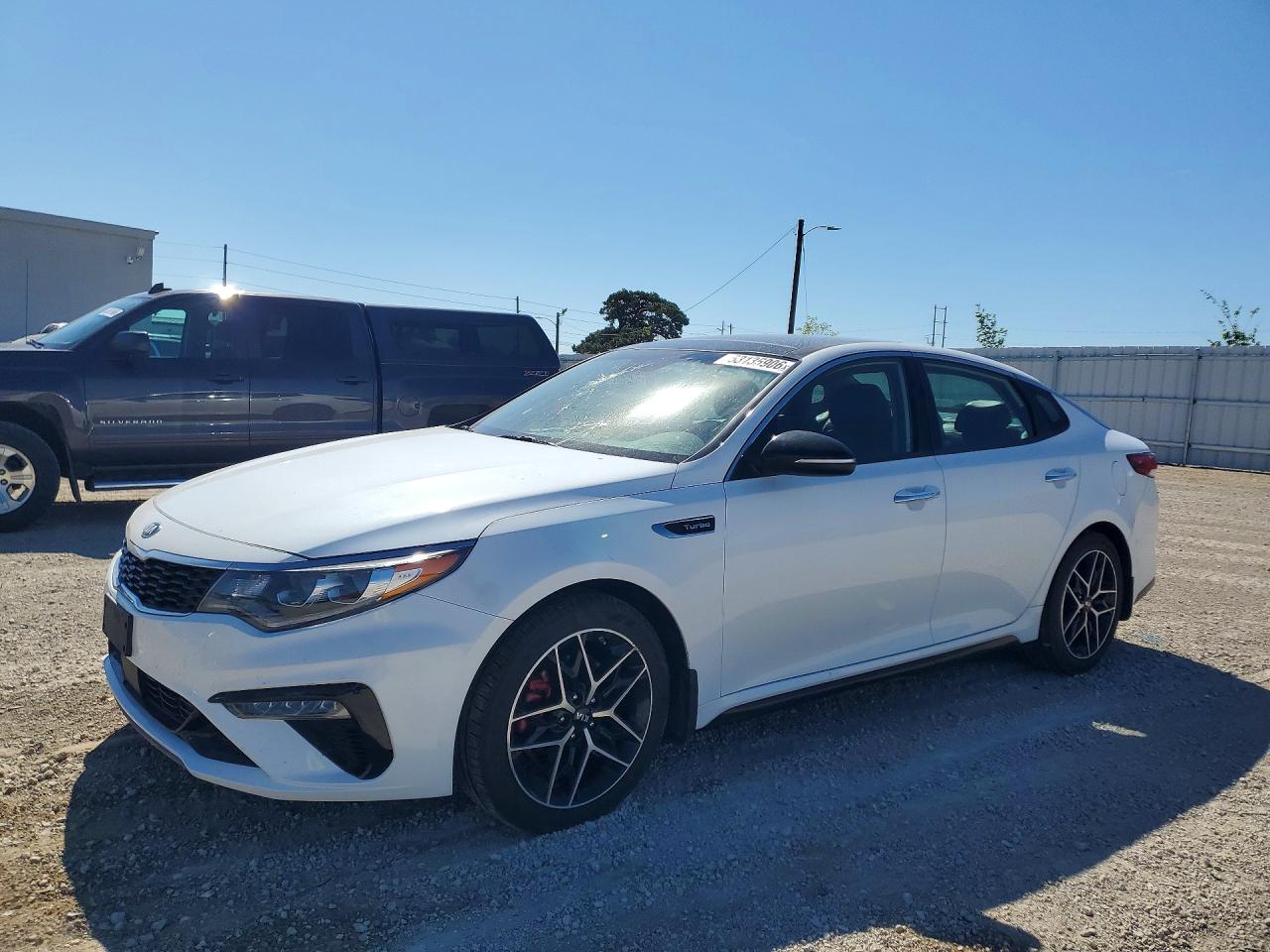 Salvage Kia Optima Image