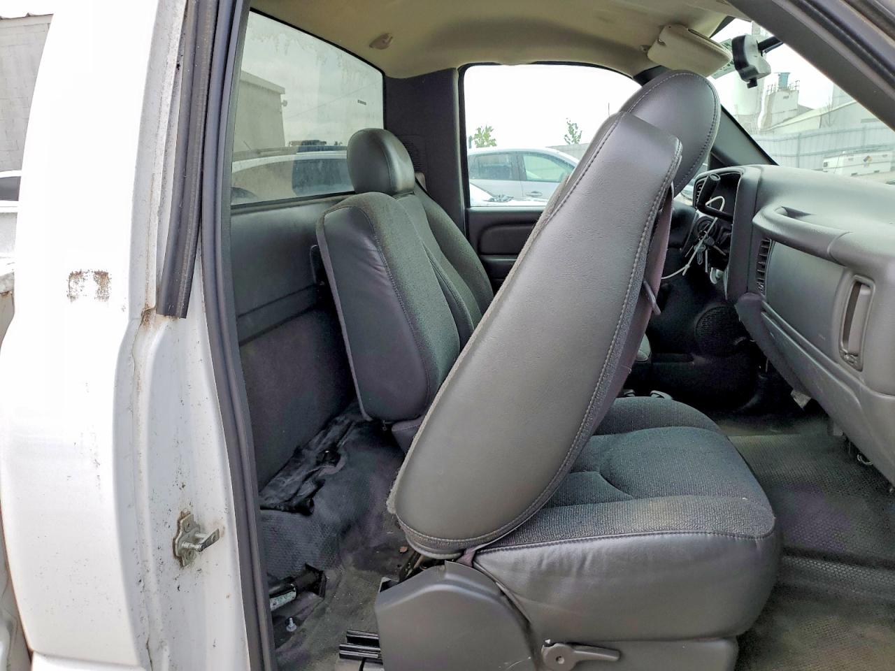 Chevrolet Silverado C1500