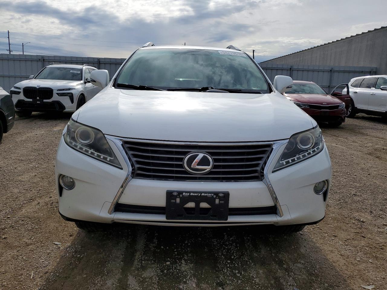 Lexus RX Base