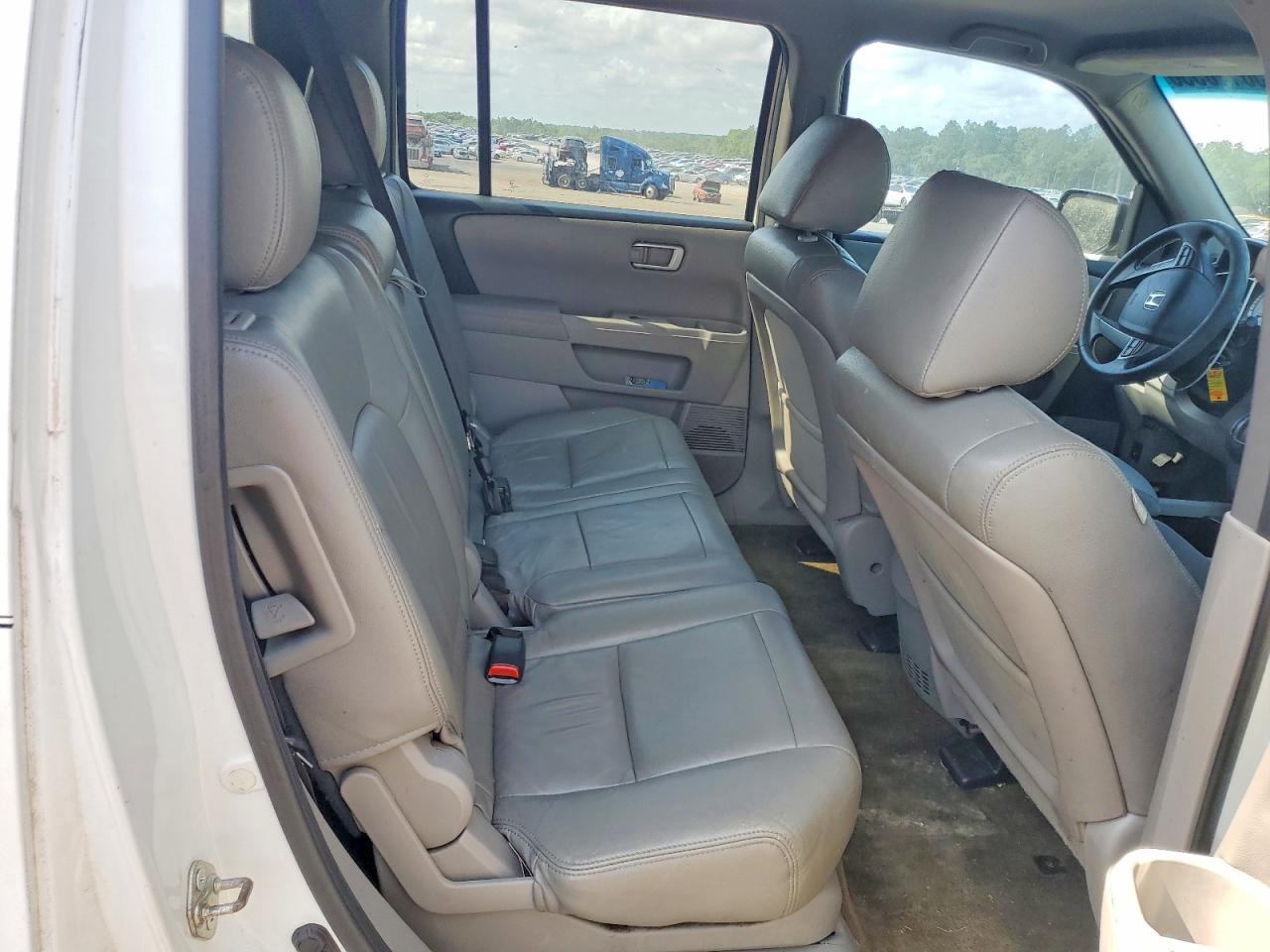 Honda Pilot Lx