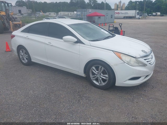 Salvage Hyundai SONATA Image