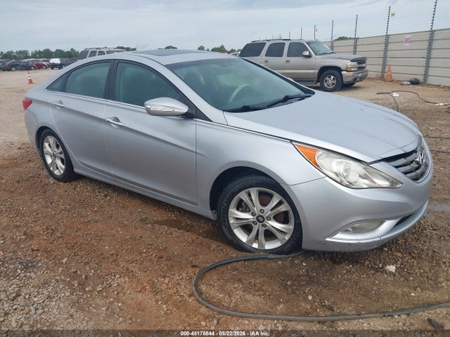 Salvage Hyundai SONATA Image