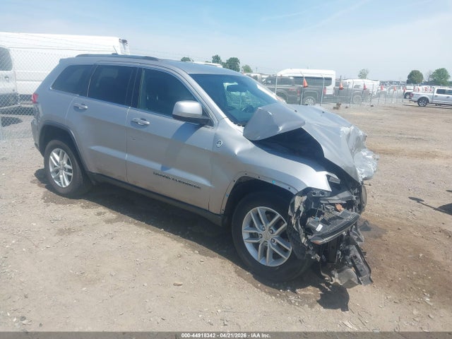 Salvage Jeep Grand Cherokee Image
